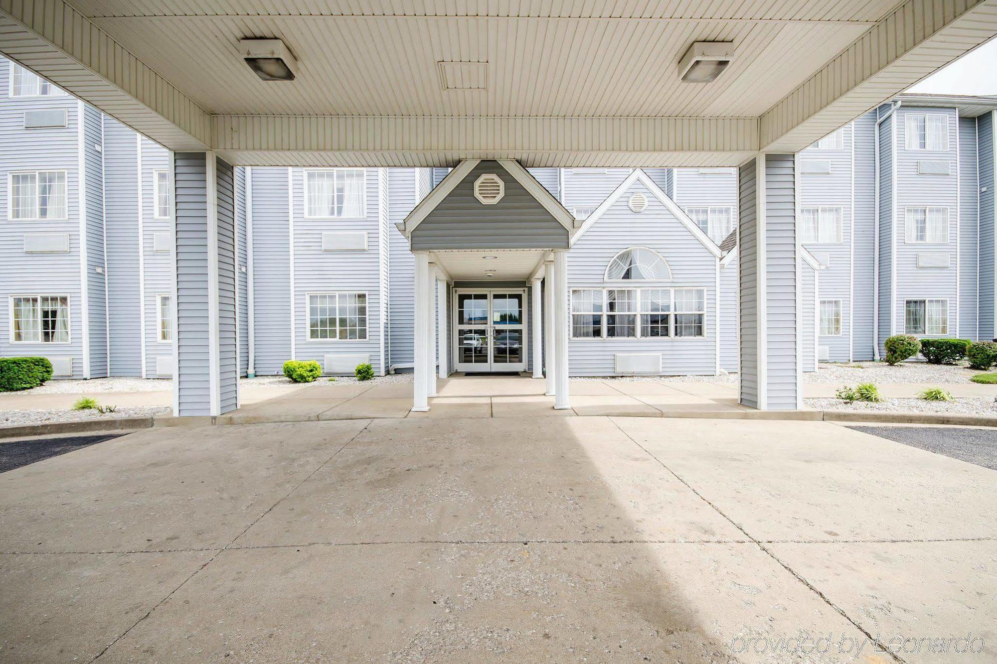 Econo Lodge Inn & Suites Evansville Stevenson Екстер'єр фото