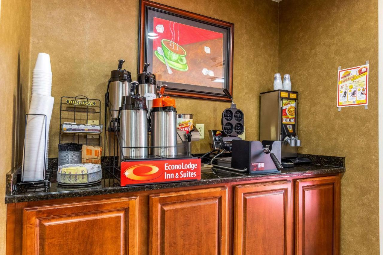 Econo Lodge Inn & Suites Evansville Stevenson Екстер'єр фото